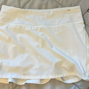 Lululemon White Athletic Skort - Classic Activewear